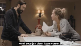Olgun Kadın Genç Çiftin Arasına Katıldı